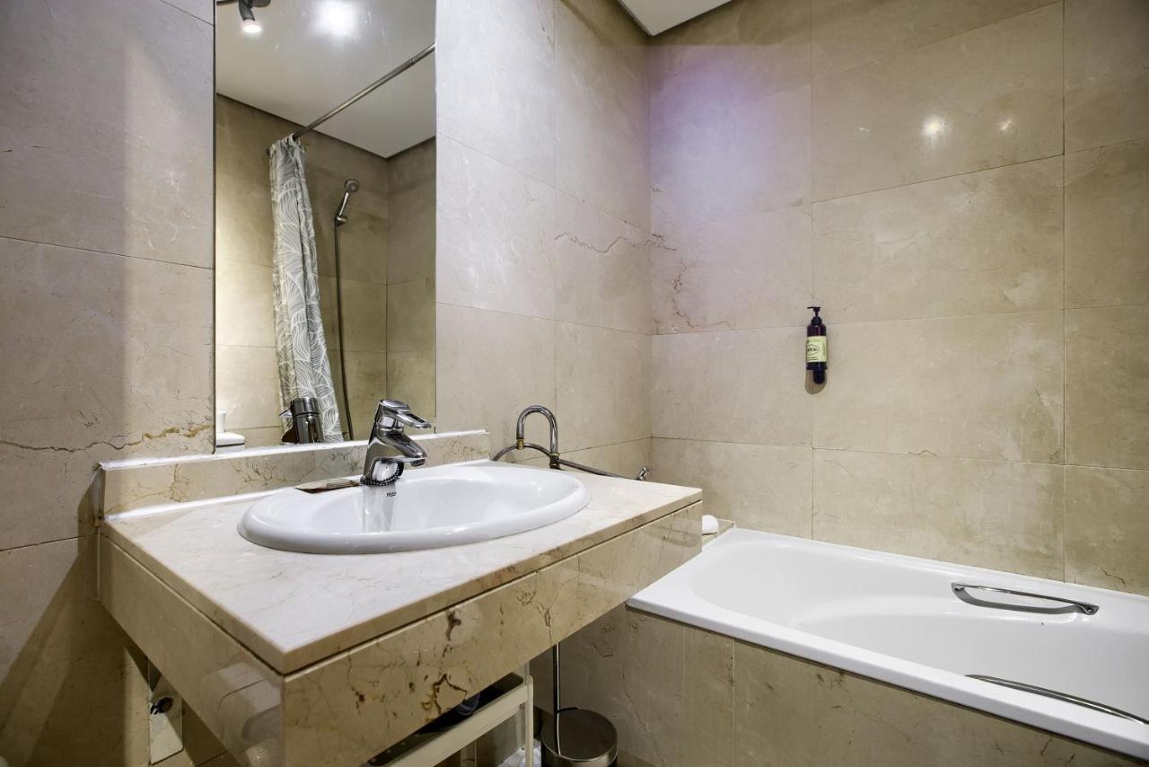 شقة Charming Elegant Gran Via مدريد المظهر الخارجي الصورة